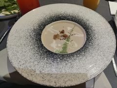 黑松露蘑菇汤-YUE·6·西式融合餐厅(外滩六号店)
