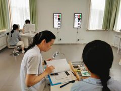 -大连何氏眼科医院