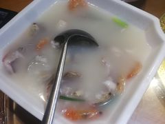 海鲜泡饭-温州一家人美食(西木头市店)