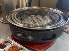 -围炉肉舍丹东海鲜烤肉·烤活鳗(步行街店)