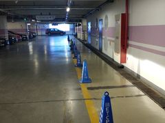 -中原城市广场-停车场