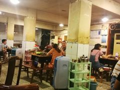 大堂-邓莽子老火锅(中兴路总店)