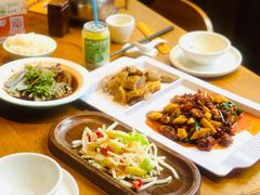 -隔壁老王·家常云南菜(花巷店)