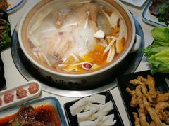 -土连锅·现熬养生汤锅(梁家巷店)
