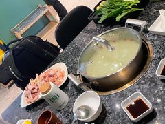 -一席地·本地鸡窝·杭帮鸡火锅(萧山银隆百货店)