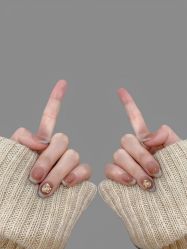 -悦指间美甲美睫