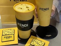 -喜茶(北京华贸购物中心店)