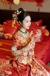 -Lady  Jane高端婚纱礼服馆