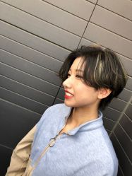 -AYO SALON
