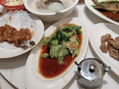 -梅利汴京烤鸭•开封豫菜地标店(东大街店)
