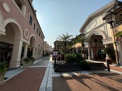 -佛罗伦萨小镇广佛名品奥特莱斯(疏港路店)