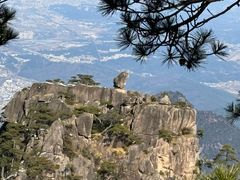 -黄山光明顶山庄