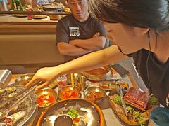-草家酱蟹炭火烤肉店(珲春南路一店)