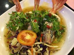 -J Daeng Seafood
