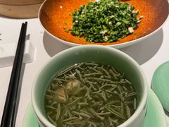 鸡汤嫩芽莼菜-西湖春天•老字号杭州菜(百汇店)