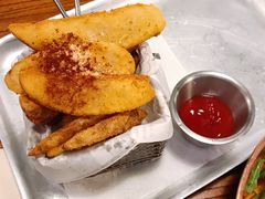 薯角-I HOLIC艾豪丽披萨(KKone店)