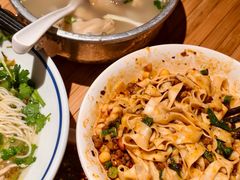 -周小波重庆小面·重庆名小吃(邹容路店)