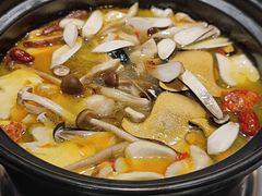 -野菌皇海景野生菌火锅(滨海大道店)