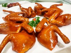脆皮乳鸽-利苑酒家(金宝店)