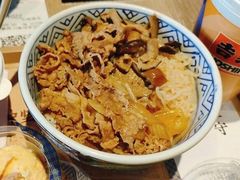 招牌牛肉饭-吉野家(秀谷店)