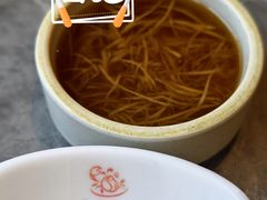 -莱莱小笼·乔艾