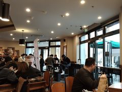 大堂-星巴克(无锡百联奥特莱斯店)