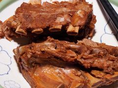 特色大铁锅烀腔骨-95号酱骨·一块豆腐(展春园西路店)