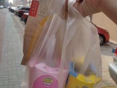 -愉肴麻辣香锅(中北镇店)