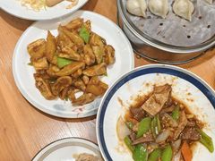 -快乐老家三鲜饺子东北菜(南六中路店)