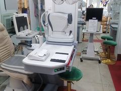 -豪门视光·星趣控·蔡司依视路眼镜代理商(中央大街店)