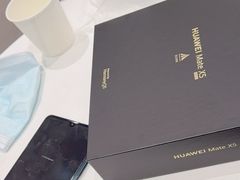 -华为授权体验店(中山公园来福士)