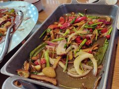 -俭寨大盘鸡·手抓肉·烧烤新疆菜(乌苏路店)