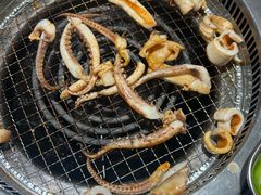 -明洞阿姨·韩式酱蟹烤肉·创意料理(三元桥店)