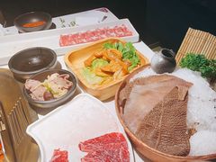 -九鼎轩脆毛肚火锅(南京东路店)