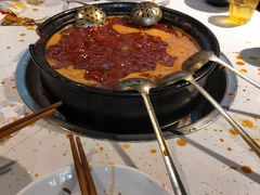 -钢管厂五区小郡肝串串香(奥克斯广场锦城万达店)