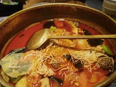 -毛肚向右·川渝毛肚王(经开永旺店)