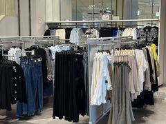 -H&M(天一广场店)