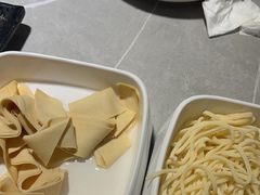 -宴全牛粤来越牛潮汕鲜牛肉火锅(海州万达广场店)