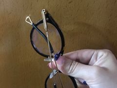 -MiRi眼镜连锁·蔡司·尼康控优点合作店(莘庄店)