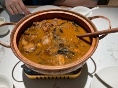 小鸡炖蘑菇-关东小磨东北菜(漕河泾印象城店)