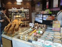 面包甜点陈列柜-爱达乐面包生日蛋糕(华油路店)
