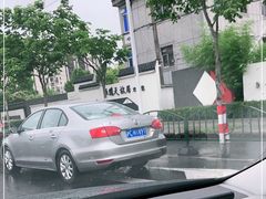 -张闻天故居