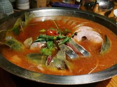 -野山舂·贵州现舂酸汤火锅(鸿通城店)