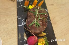 Filet Mignon M5 Steak