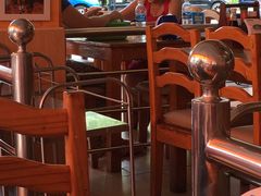 -J Daeng Seafood