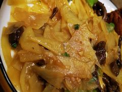 -吴记酱骨炖菜馆(康安路店)
