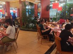 -刘姐啤酒鱼民族演艺餐厅(西街总店)