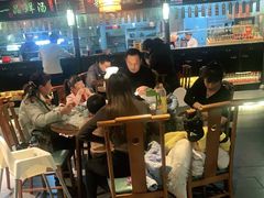 大堂-卢大鲜鱼头捞饭(美利广场店)