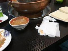 -楼外楼大刀肉传统火锅居(繁荣路店)