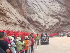 -天山神秘大峡谷